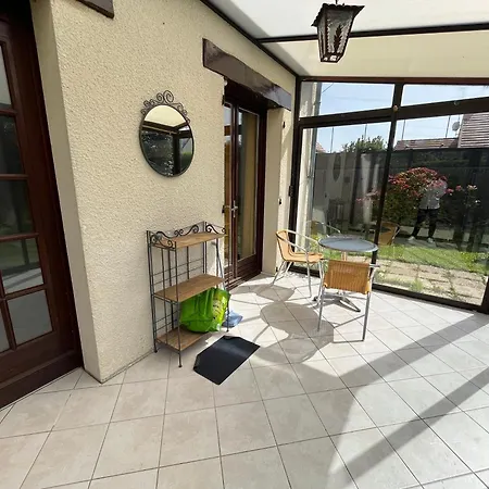 Vakantiehuis Charming House Near The Sea *