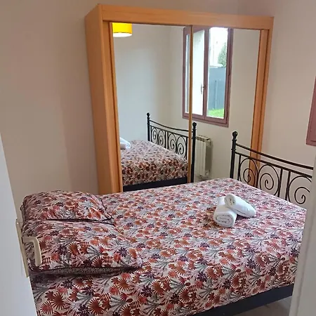 Σπίτι διακοπών Charming House Near The Sea