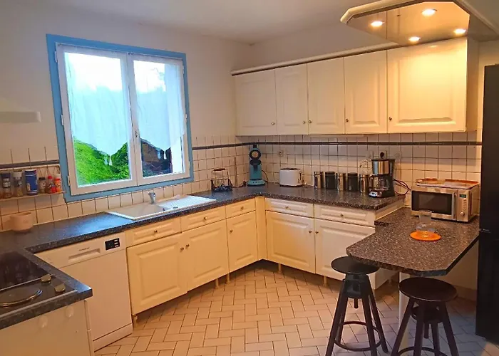 Charming House Near The Sea Курсёль-сюр-Мер